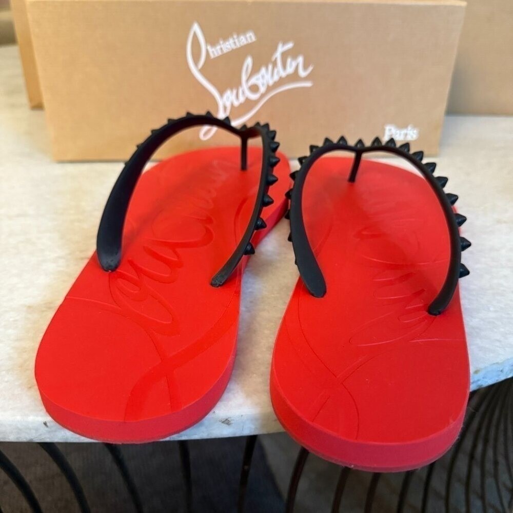 CHRISTIAN LOUBOUTIN 1201016 Mens Loubi Spiked Red/Back Rubber Flip Flops, 46 - Picture 4 of 10